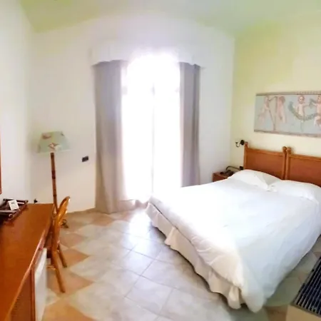 Hotel Medusa 4*